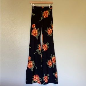 American Gold Floral Bell Bottoms Leggings SZ M